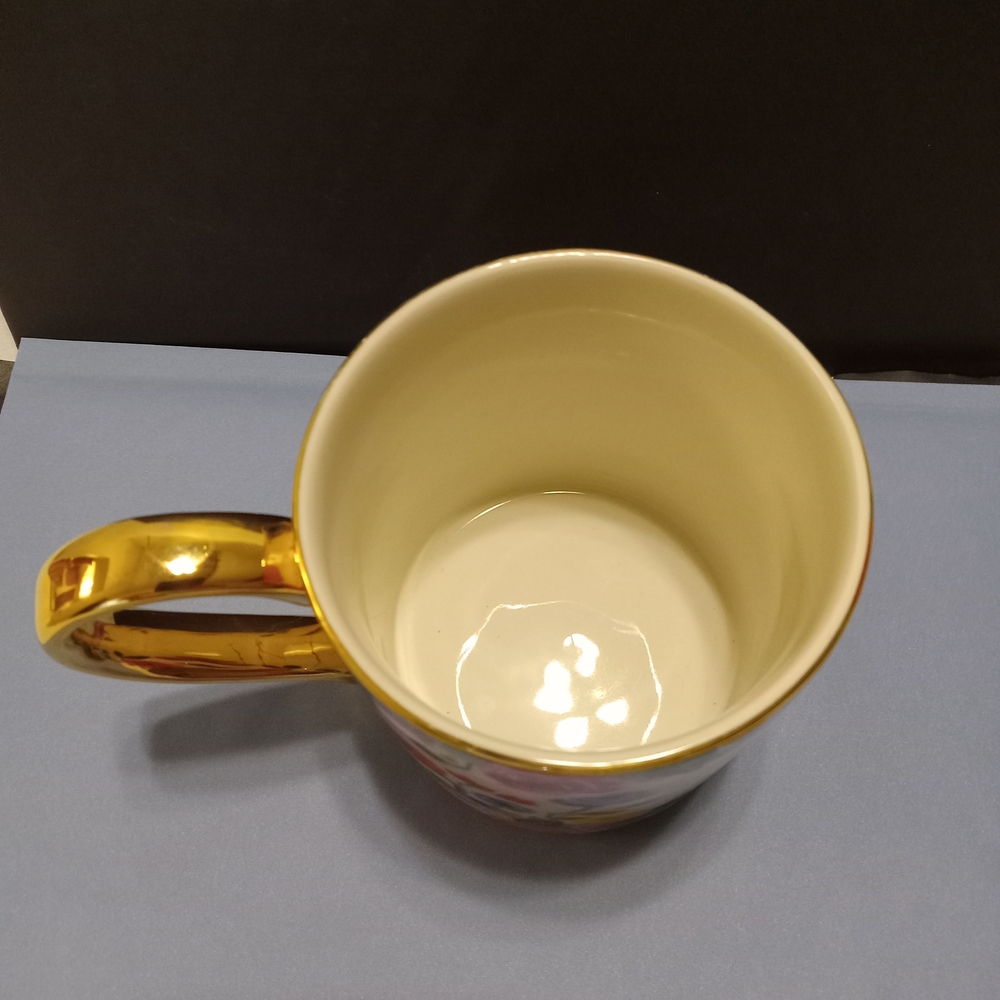 Floral Monogram Mug with Gold Handle - Picture 5 of 5
